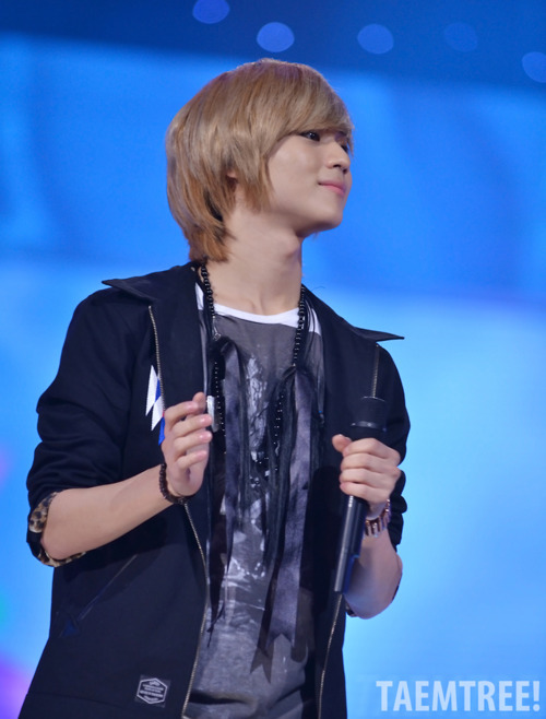 03.03.2011 ▬ KBS Founding Anniversaire [LIVE] Tumblr_lhjmr5BkZa1qd0fz8