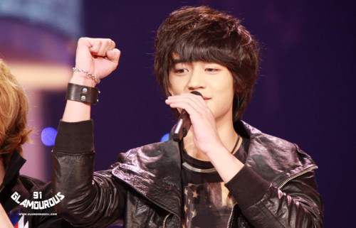 110303 Minho @ KBS Founding Anniversary Special Tumblr_lhjpexu5ee1qcl8qx