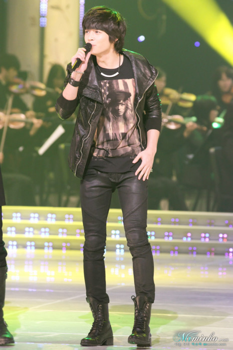 110303 Minho @ KBS Founding Anniversary Special Tumblr_lhjpg0qQbq1qcl8qx