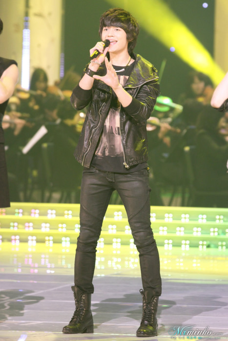 110303 Minho @ KBS Founding Anniversary Special Tumblr_lhjpiffHwp1qcl8qx