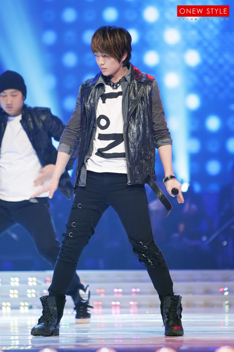 03.03.2011 ▬ KBS Founding Anniversaire [LIVE] Tumblr_lhle48Ho1S1qd0fz8