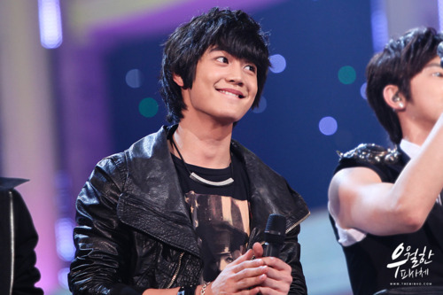 110303 Minho @ KBS Founding Anniversary Special Tumblr_lhmpdi8zIP1qcl8qx