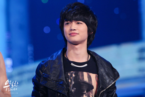 110303 Minho @ KBS Founding Anniversary Special Tumblr_lhmpkoNBju1qcl8qx