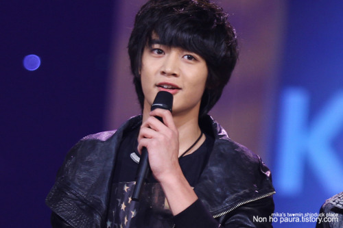 110303 Minho @ KBS Founding Anniversary Special Tumblr_lhn1ozfIyO1qcl8qx