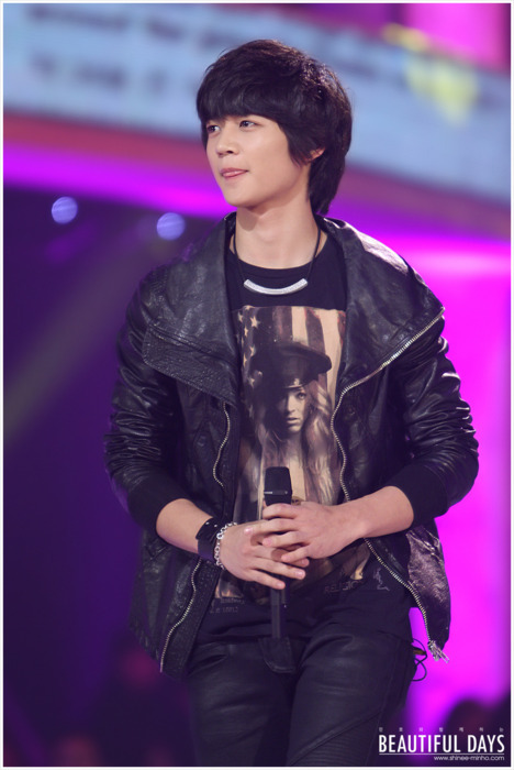 110303 Minho @ KBS Founding Anniversary Special Tumblr_lhn2amqY7y1qcl8qx