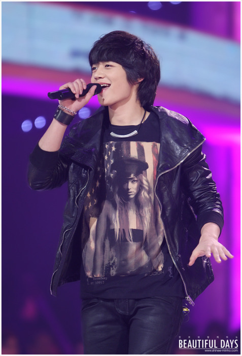 110303 Minho @ KBS Founding Anniversary Special Tumblr_lhn2bywPkl1qcl8qx