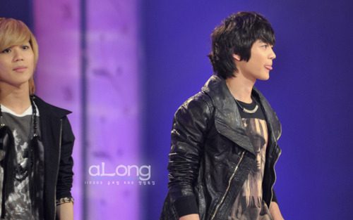 03.03.2011 ▬ KBS Founding Anniversaire [LIVE] Tumblr_lhnafjao7G1qcl8qx