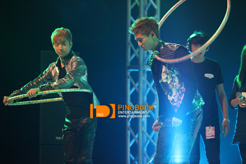 [13.03.11] Fanmetting en Thailande [PHOTOS] Tumblr_li0b91OO5l1qcspdj