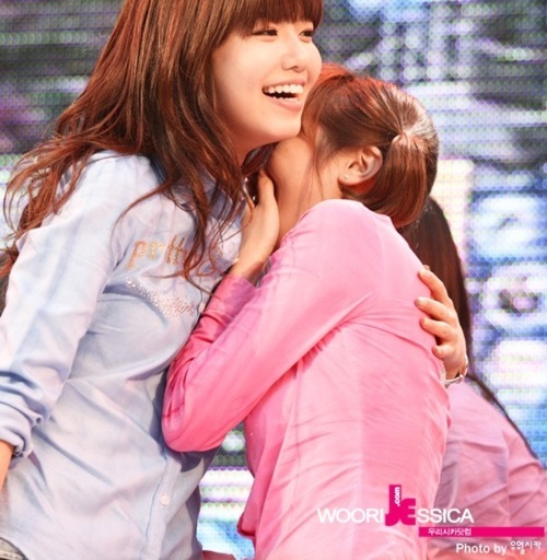 [PICS][23-2-2012] Những bức ảnh thân mật của soosica Tumblr_liclhcmZcM1qfai4v