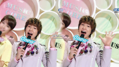 110326 Onew @ Music Core Tumblr_lio5d08rcw1qcl8qx