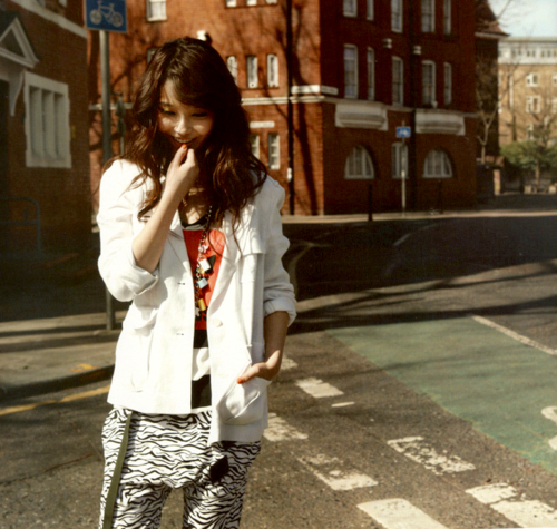 IU's Pictures - Page 2 Tumblr_lk1x0dJ20q1qdv60m