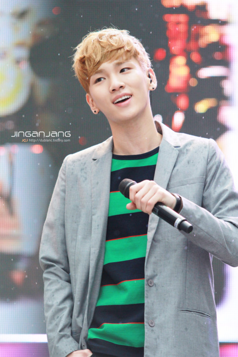 2011.05.06 - SBS Hope TV Key Tumblr_lkrp8nfbFW1qd0fz8