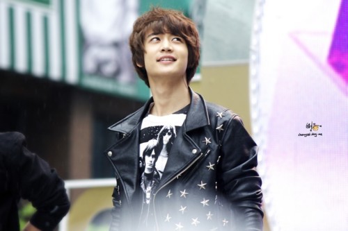 2011.05.06 - SBS HOPE TV Minho Tumblr_lkvy85KIrE1qd0fz8