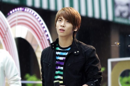 2011.05.06 - SBS HOPE TV Jonghyun Tumblr_lkvyatk5mm1qd0fz8