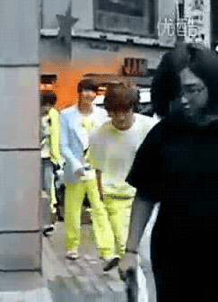 [GIFS] Gifs de Baro Tumblr_ll11vgyMHO1qb0efx