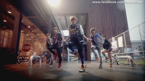 [Caps] SHINee Replay Teaser Tumblr_llabl7HHcs1qcl8qx