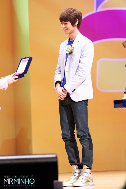 Minho  @ Honorary Ambassador for Youth  Tumblr_llpakwQoDs1qcl8qx