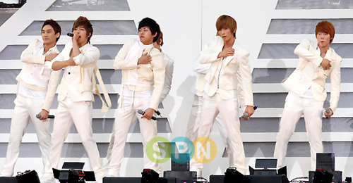 [PICS] U-Kiss @Dream concert Tumblr_llwjioWy651qbd137