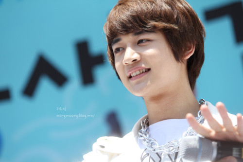  Minho @ ‘Walk for the 4th Forbidden Love Tumblr_llwqno9VED1qcl8qx