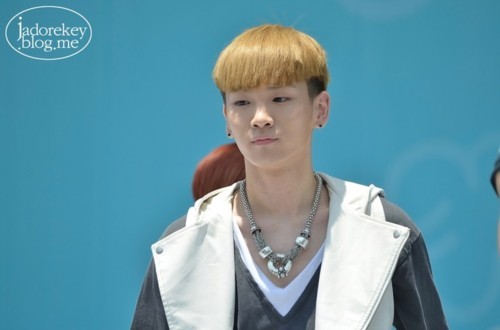 110528 Key @ Walk for the 4th Forbidden Love Tumblr_llwvvwrHNB1qcl8qx