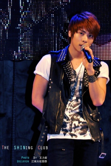 110526  SHINee @ Kangnam University Festival Event  Tumblr_llxwmcBHIT1qcl8qx