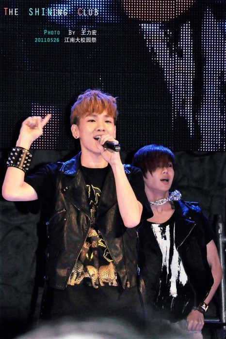 110526  SHINee @ Kangnam University Festival Event  Tumblr_llxwowAb971qcl8qx