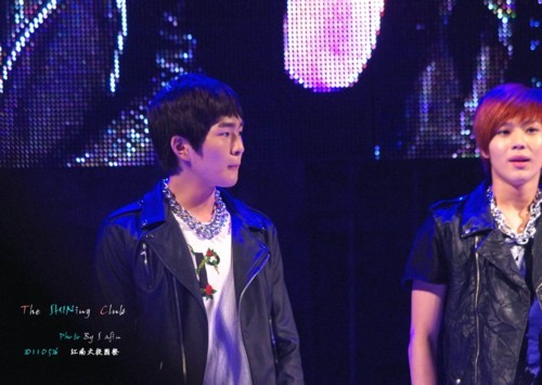 110526  SHINee @ Kangnam University Festival Event  Tumblr_llxwraCylr1qcl8qx