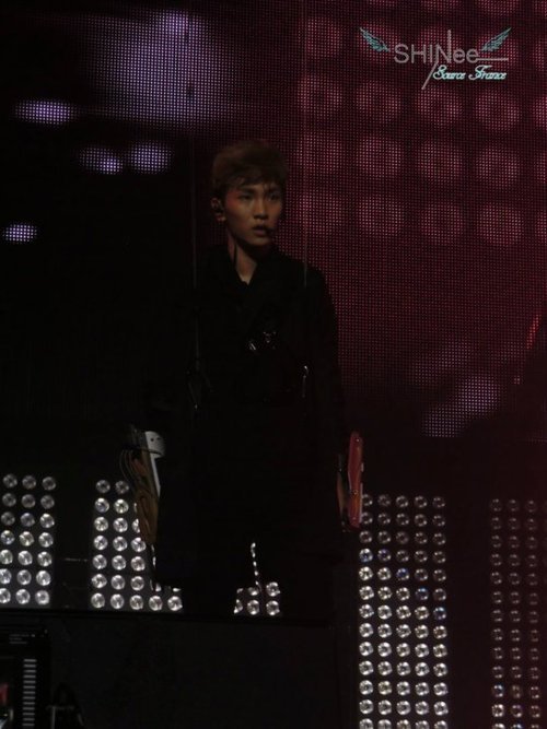 SHINee @ SM TOWN Live World Tour Concert in Paris (FIRST DAY) [110610] Tumblr_lmm4ylgYL81qcl8qx