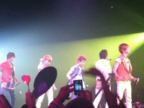 SHINee @ SM TOWN Live World Tour Concert in Paris (SECOND DAY) [110611] Tumblr_lmnpdbRpcg1qcl8qx