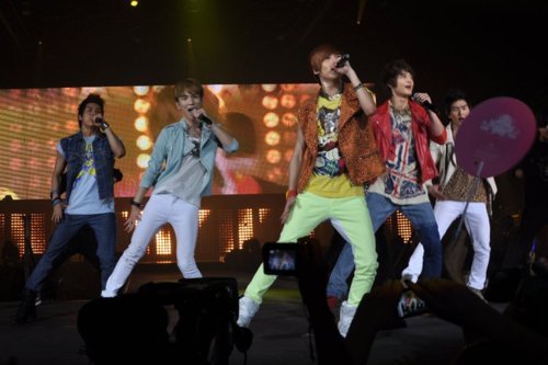 SHINee @ SM TOWN Live World Tour Concert in Paris (SECOND DAY) [110611] Tumblr_lmtpslLZoB1qcl8qx