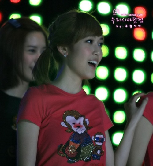 [PIC+GIF][23-1-2011] »-{♥}-»ღ°•(¯`·._.· YoonSic Fam ·._.·´¯)•ღ°»-{♥}-» °l||l° Sexy and Sweet °l||l° - Page 11 Tumblr_lmw1ari1Mn1qiix10