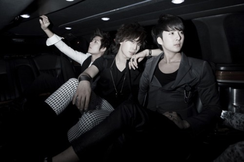 [PICS]SS501 Collection photoshoot Tumblr_ln00rkTzvb1qeikl3