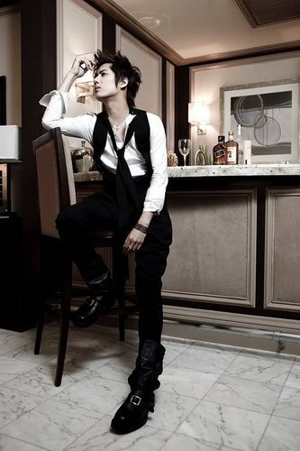 [PICS]SS501 Collection photoshoot Tumblr_ln00u0pLir1qeikl3