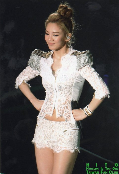 [PICS][27-06-2011]Hình ảnh HQ từ Japan Concert của HyoYeon. Tumblr_lnfq90jl0c1qeb1ao