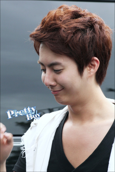 [PICS]KIM HYUNG JUN @ JUNE 30, 2011 GIMPO AIRPORT ENTRY Tumblr_lnsbgb3eo71qi8rib