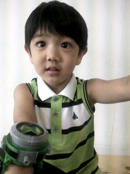 Precious handsome Yoogeunnie! Tumblr_lo4dx1SY9w1qcl8qx