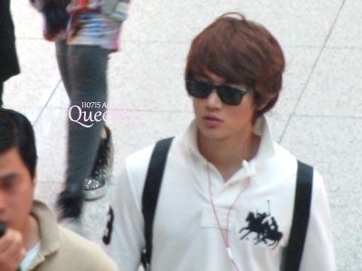 SHINee at Airport 110715  Tumblr_lodo2uAcx01qd0fz8