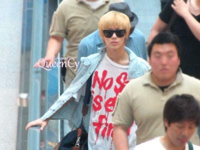 SHINee at Airport 110715  Tumblr_lodo36Vlw71qd0fz8