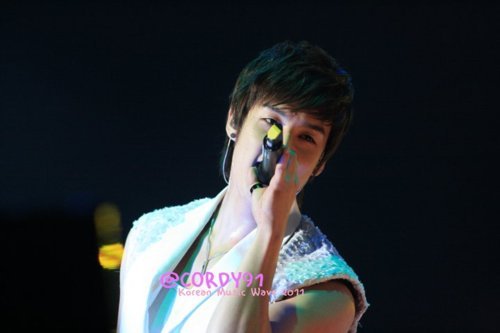 [PICS] U-Kiss @ Korean Music Wave 2011  Tumblr_lohfaeu9Gi1qzjjz5