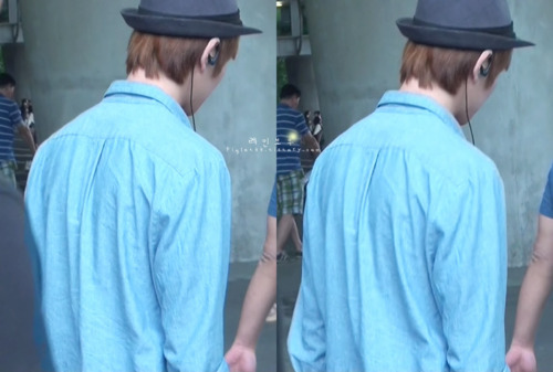 110717 Onew @ Incheon Airport Tumblr_loihg36AaQ1qdcle7