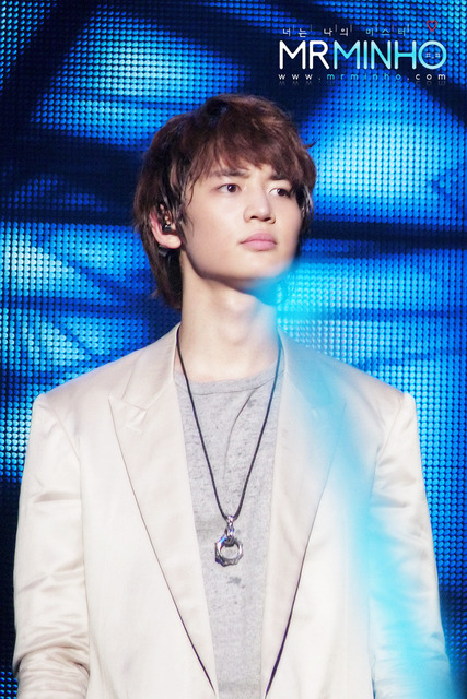 SHINee World cc in TW Tumblr_lospywH5Km1qd0fz8