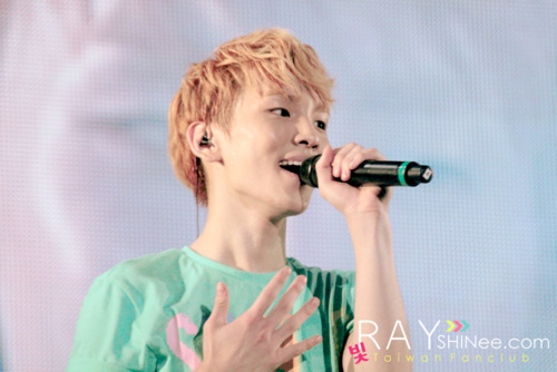  110716 Key @ SHINee 1st Concert in Taiwan Tumblr_loy129hiJ91qcl8qx