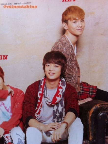 صور SHINee في مجلة يابانية ..!! Tumblr_lp8x1xSLHG1qcl8qx