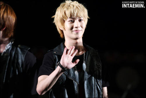  110804 Taeminnie @ Sacheon World Percussion Festival Opening Celebration Tumblr_lphmmlmxSE1qcl8qx