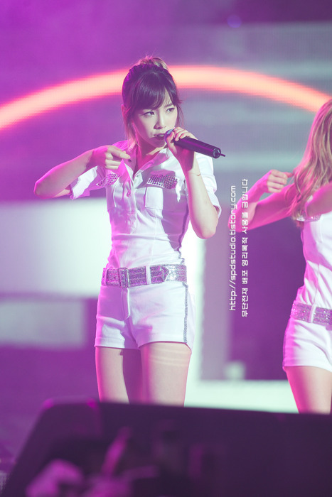 [PICS][GIFS][07-08-2011] Taeyeon - Một Kid Leader hoàn hảo Tumblr_lpjdfpeCTB1qh9s9j