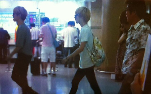 110807 SHINee @ De regreso a Japón Tumblr_lpjwokhwwC1qcl8qx