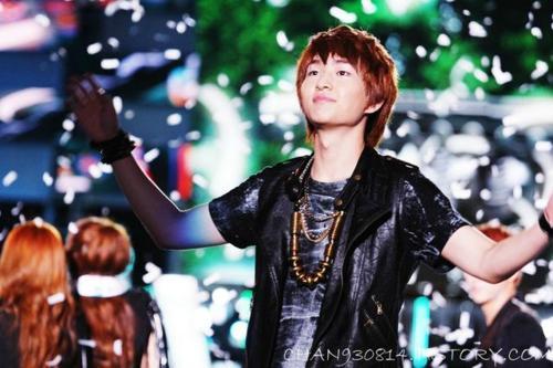 110813  SHINee @ Incheon Hallyu ,Korean Wave Festival Concert Tumblr_lpypu04sAA1qd0fz8