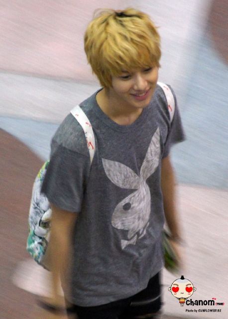 110816 SHINee @ Aeropuerto Suvarnabhumi (BKK) Tumblr_lpzk5zLtCd1qdcle7