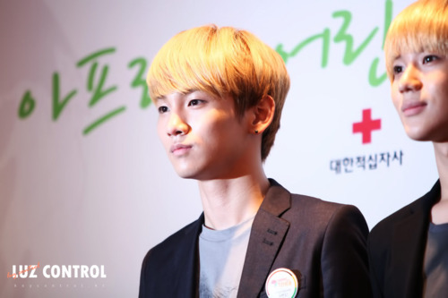 110812 Key @ “Together for Africa” at Seoul Plaza Hotel  Tumblr_lq0q2vEpZI1qcl8qx