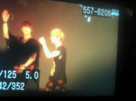 110816 SHINee @ SM True - Thailand Tumblr_lq0u0xiZAh1qcl8qx